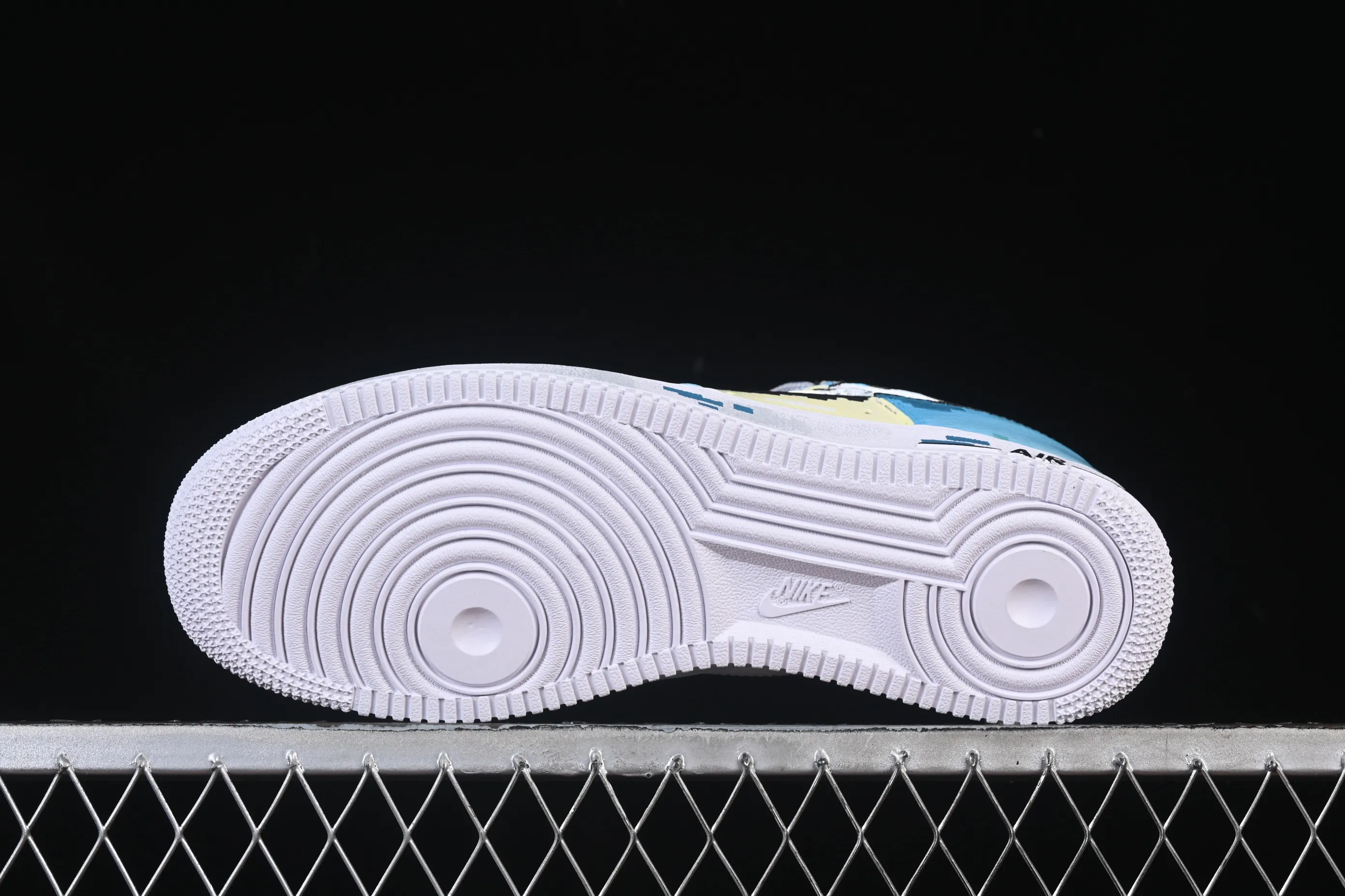 All categories Nk Air Force 1 Air Force series Nk Air Force 1 Low Air Force low-top Nike Air Force 1'07 Low Hand-painted graffiti Video game blues Air Force 1 low-top casual sneakers FB8917-300